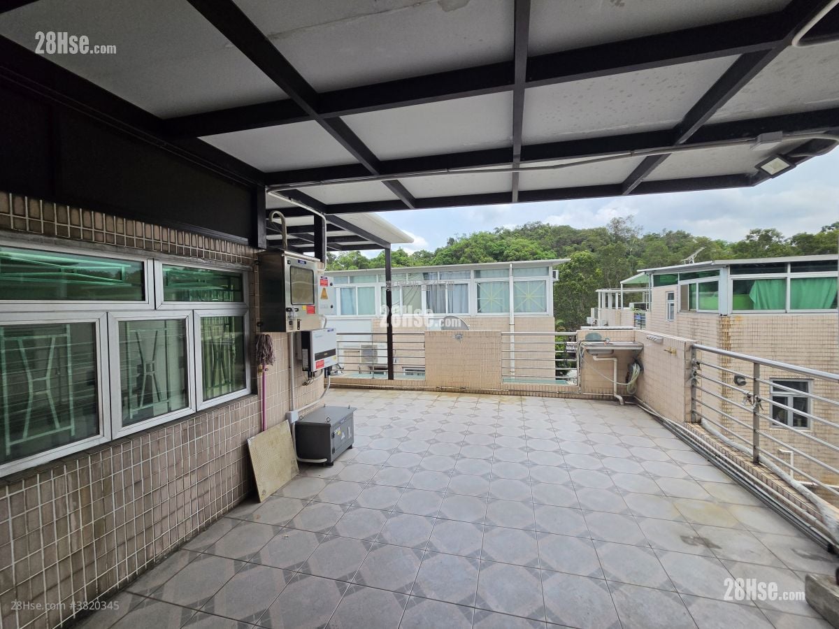 村屋 售盘 3 房 , 2 浴室