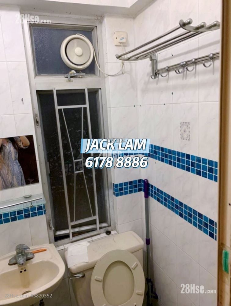 Seng Fai Building Sell 2 Bedrooms , 1 Bathroom 287 ft²
