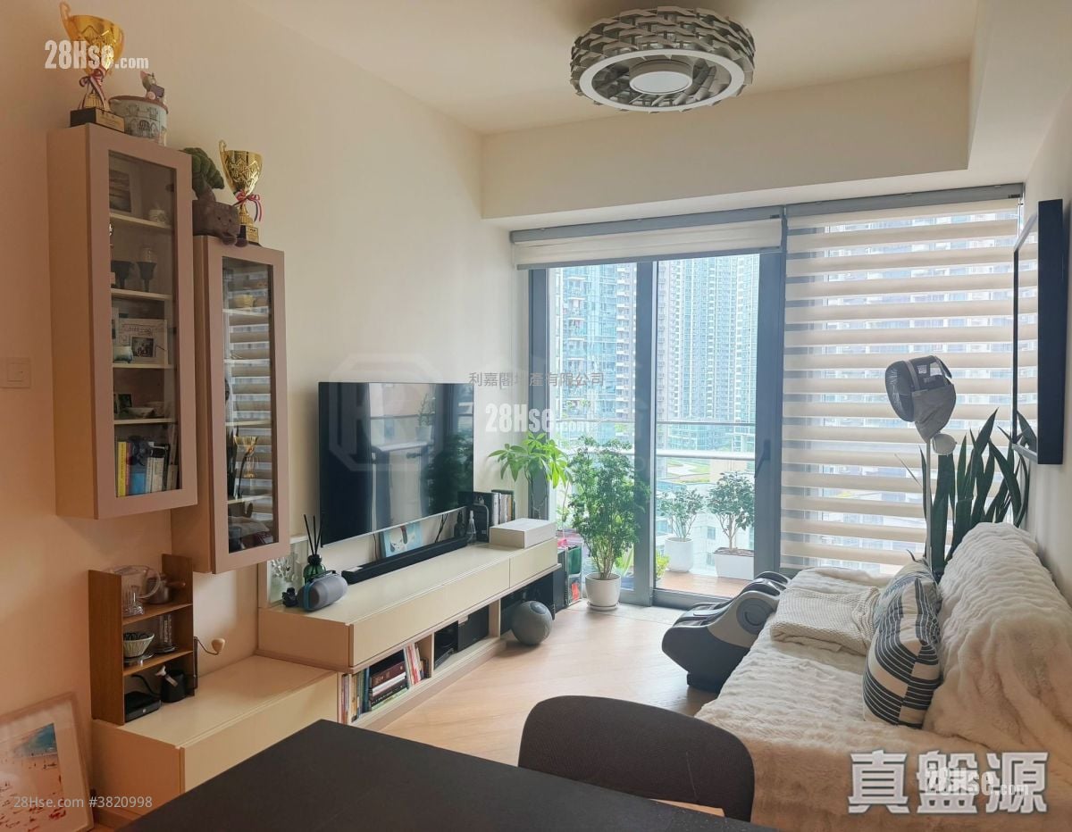 One Kai Tak(I) Sell 2 Bedrooms , 1 Bathroom 531 ft²