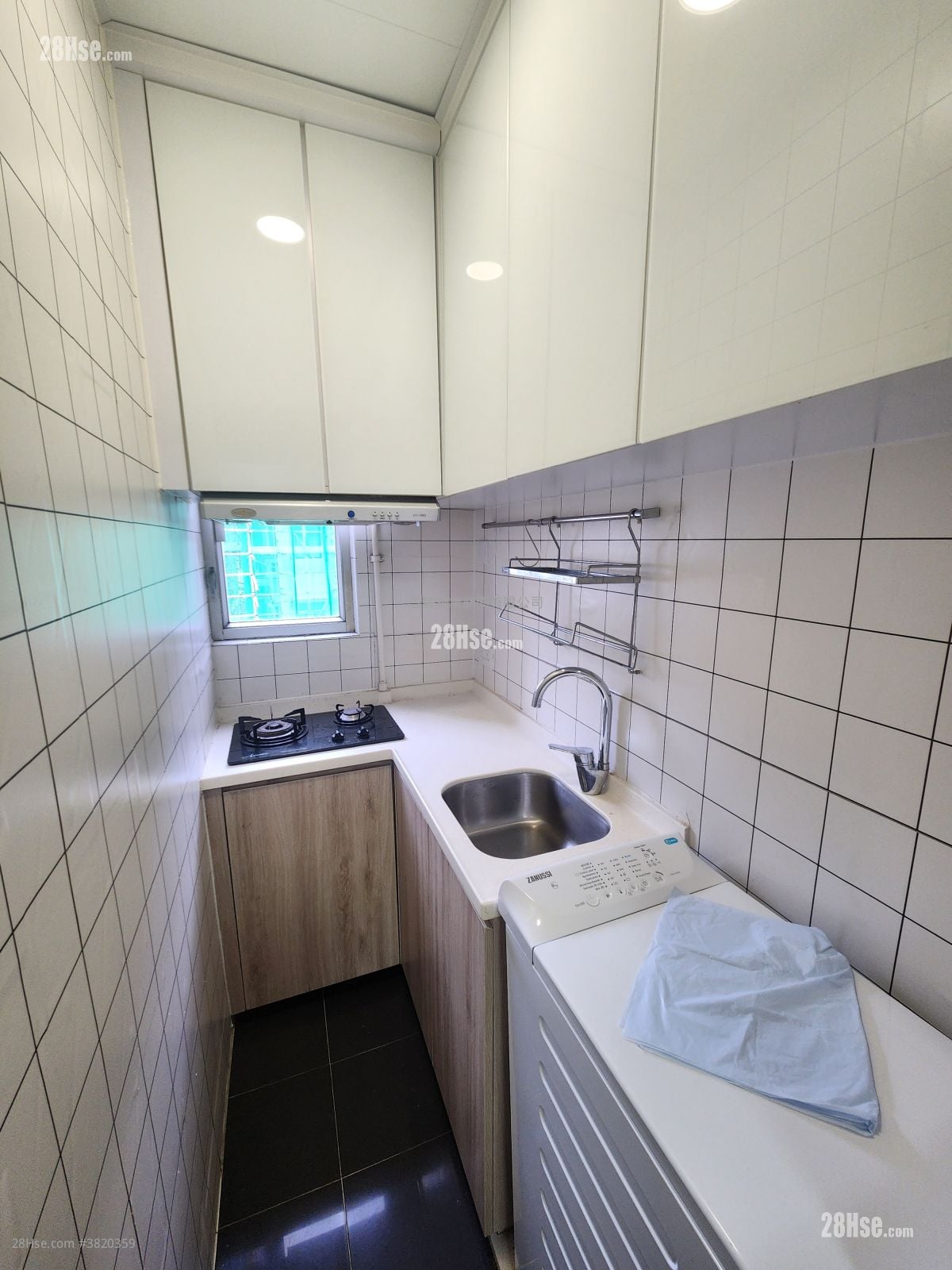 Antung Building Rental 2 Bedrooms , 1 Bathroom 279 ft²