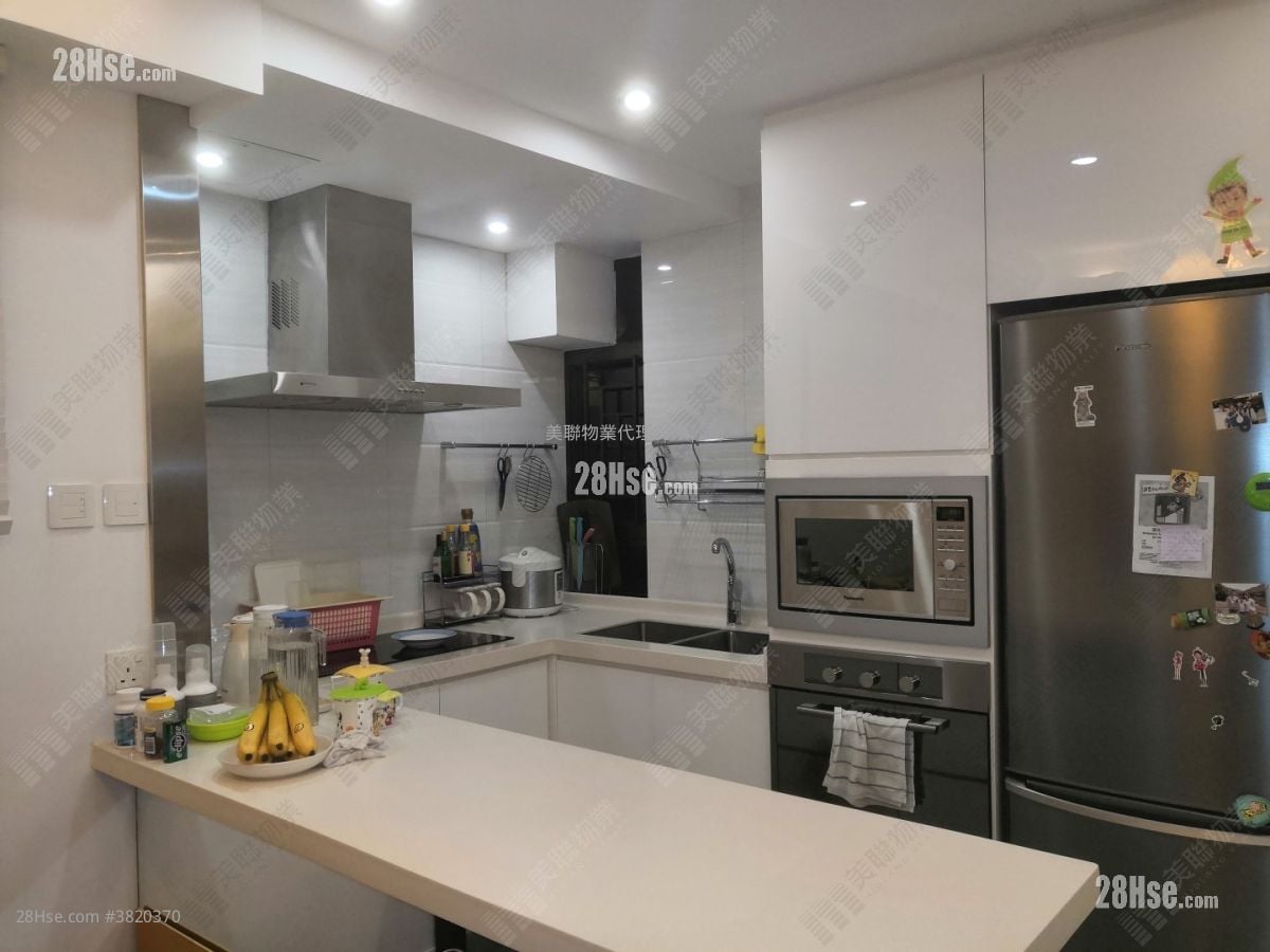 华景山庄 售盘 3 房 774 平方尺