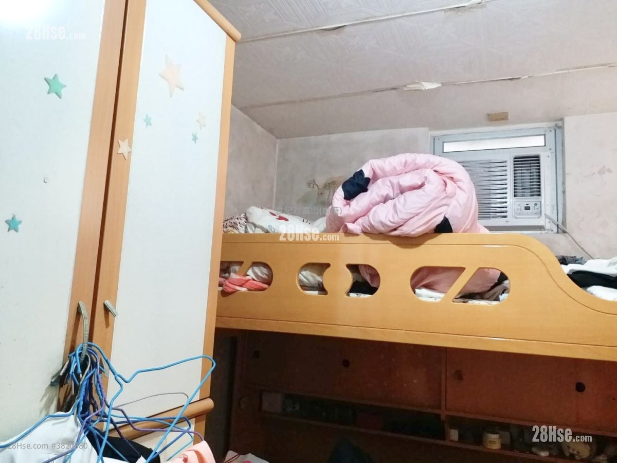 嘉強苑 售盤 3 房 , 1 浴室 559 平方呎