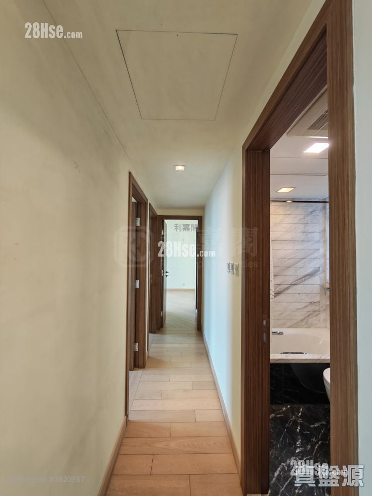 Grand Yoho Sell 3 Bedrooms 777 ft²