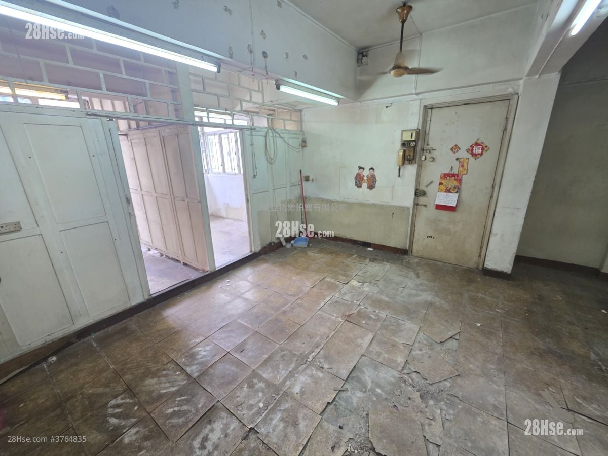 百祥大廈 售盤 2 房 , 1 浴室 450 平方呎