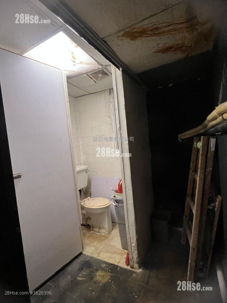 帝权商业大厦 租盘 3 房 , 2 厕所