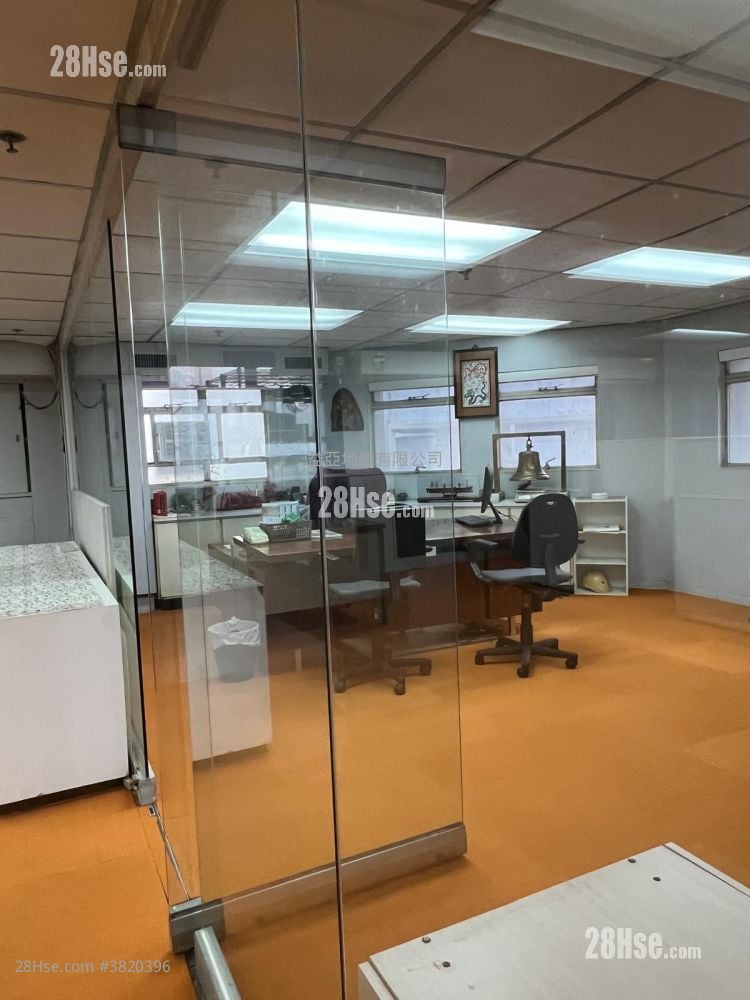 帝权商业大厦 租盘 3 房 , 2 厕所