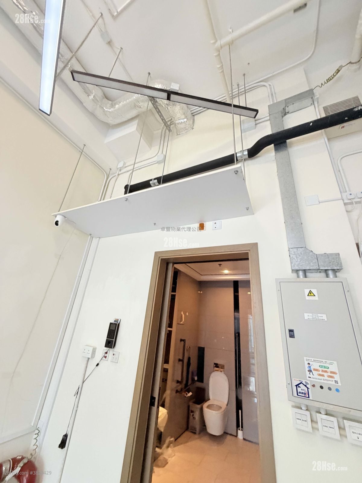 W668 Rental 1 Bedroom , 1 Toilet 428 ft²