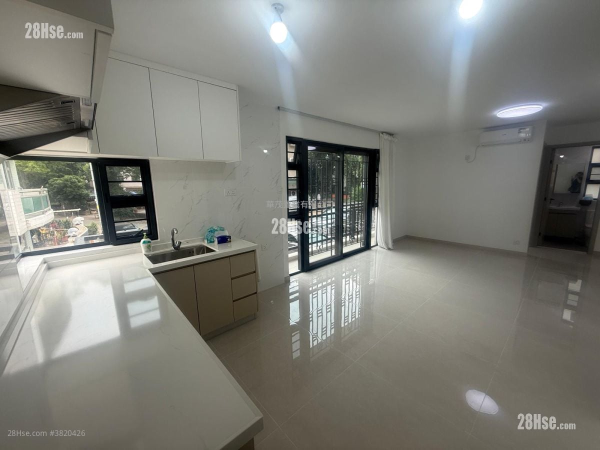 村屋 租盤 3 房 , 1 浴室 630 平方呎