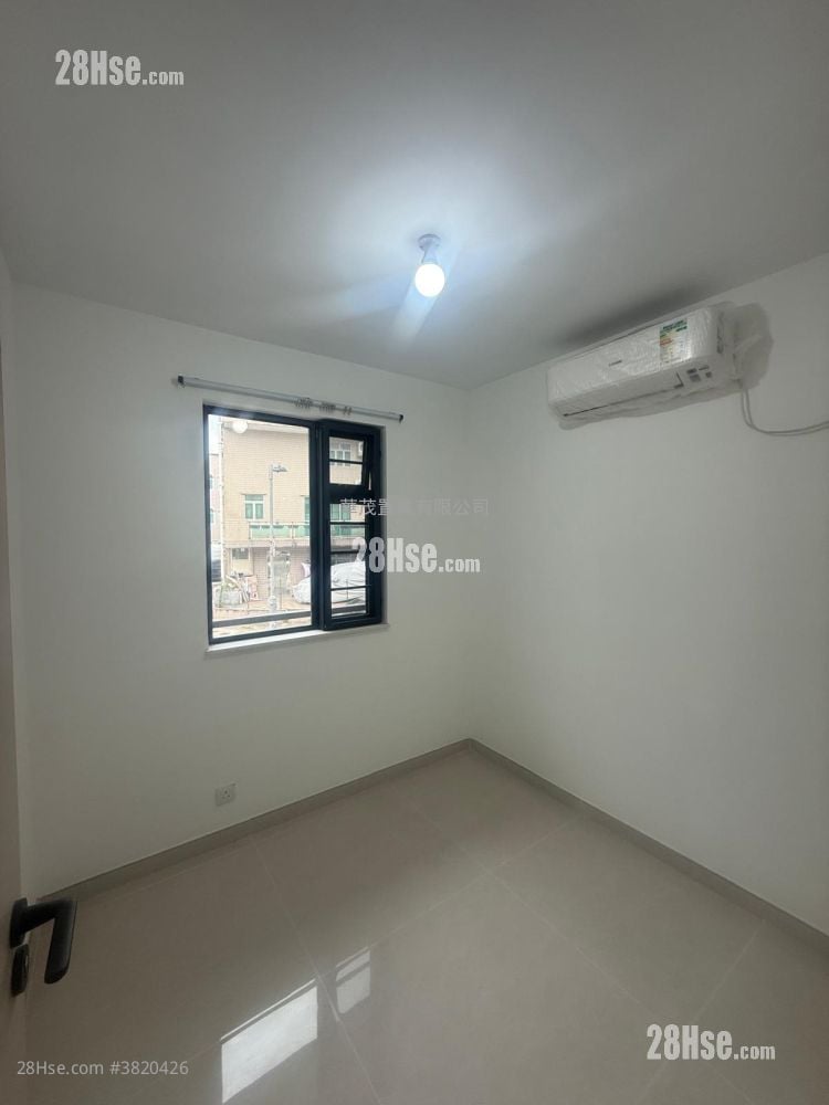 村屋 租盤 3 房 , 1 浴室 630 平方呎