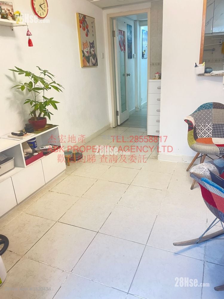 廳: 村屋 售盤 2 房 , 1 浴室