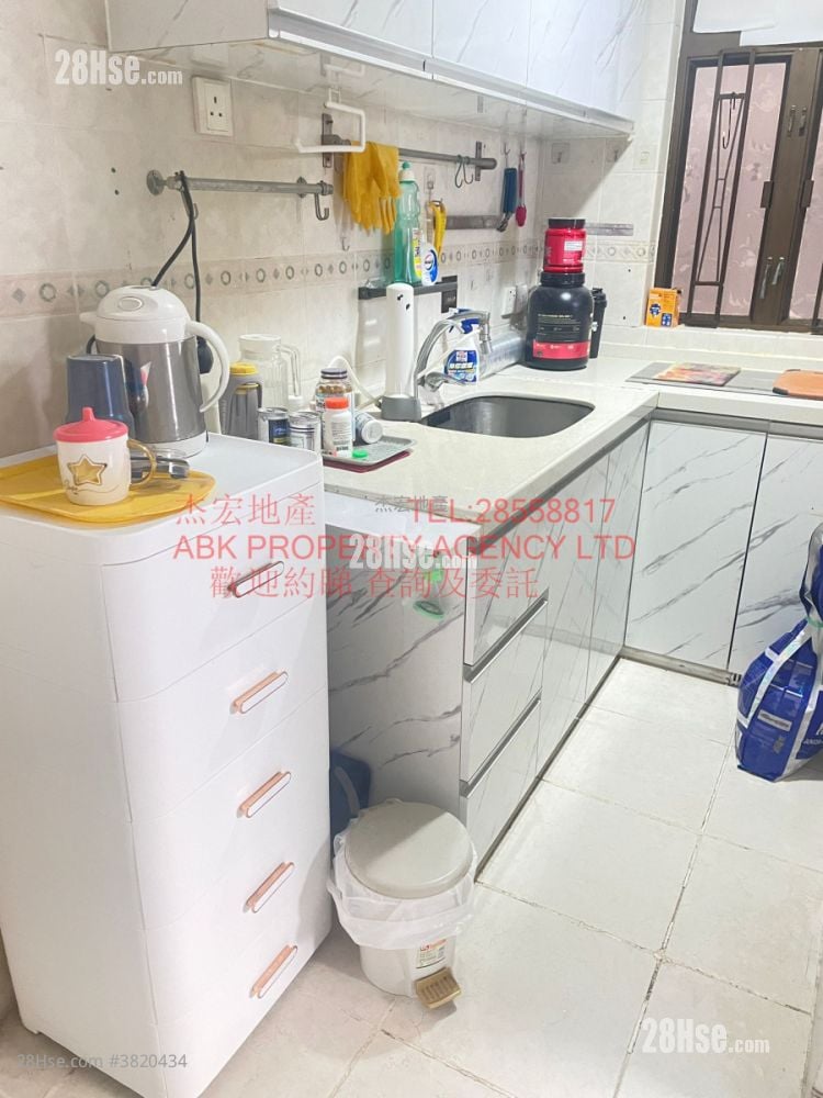 廚房: 村屋 售盤 2 房 , 1 浴室