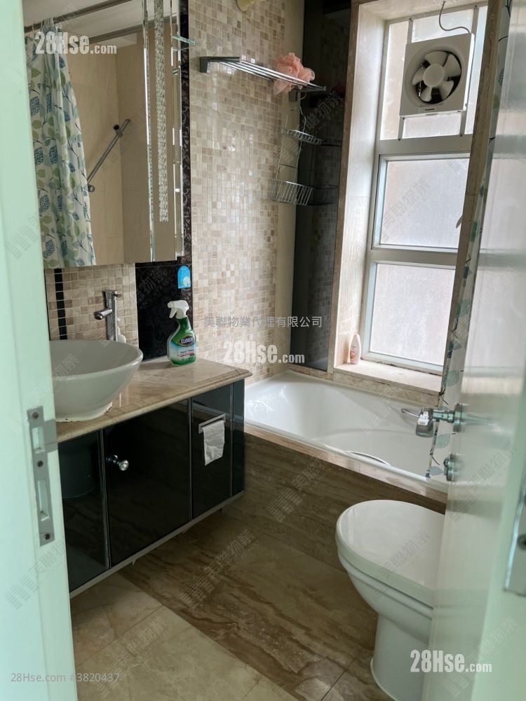 名城 售盤 4 房 , 2 浴室 958 平方呎