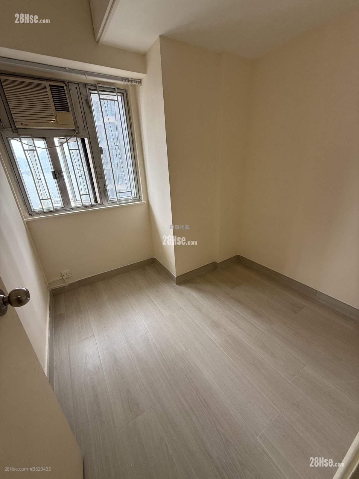 国宾大厦 租盘 2 房 , 1 浴室 371 平方尺