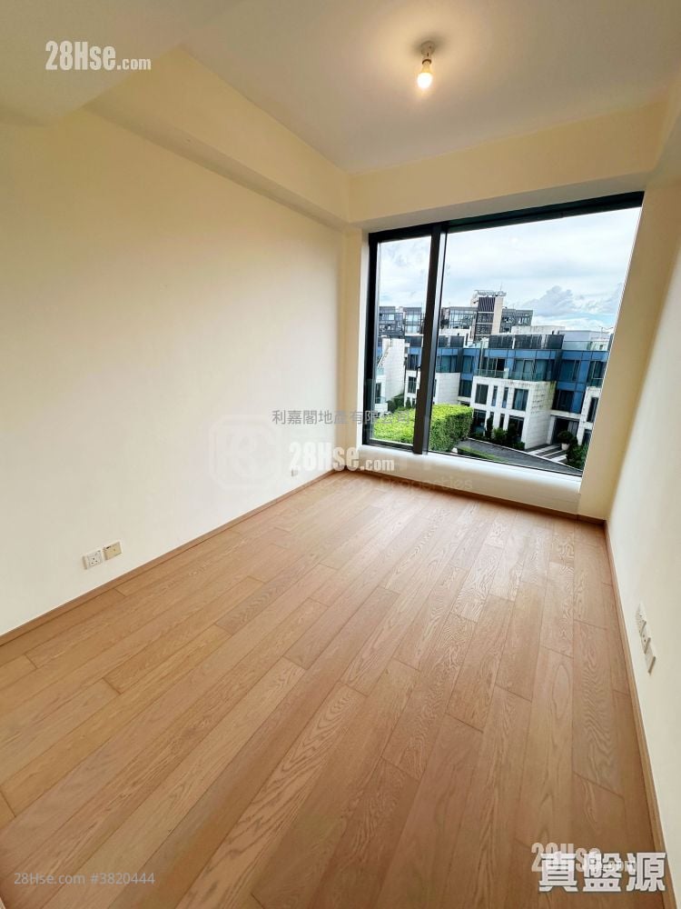 La Vetta Sell 4 Bedrooms 1,614 ft²