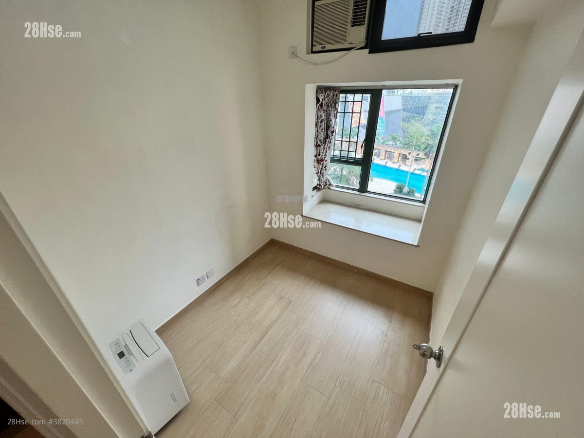 Ocean View Rental 2 Bedrooms , 1 Bathroom 474 ft²