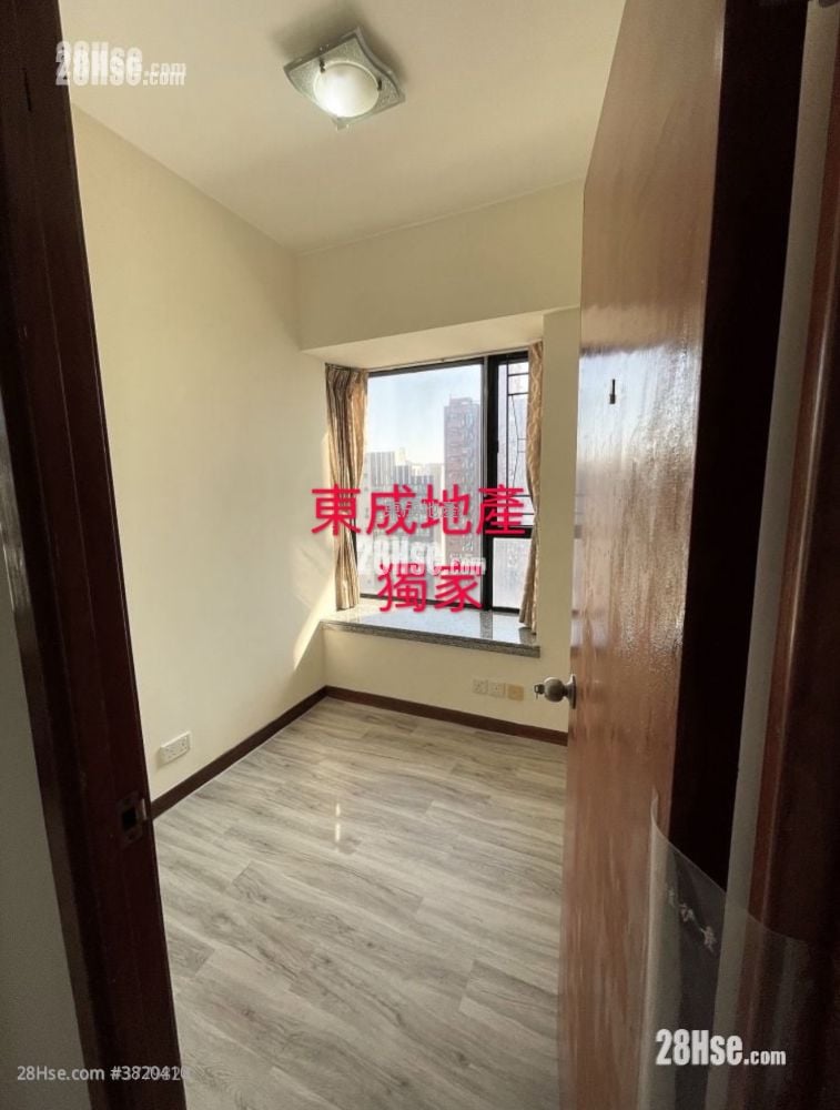 Metropolitan Rise Sell 2 Bedrooms , 1 Bathroom 385 ft²