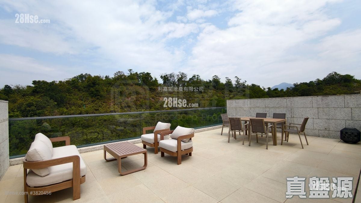 La Vetta Sell 4 Bedrooms 1,790 ft²