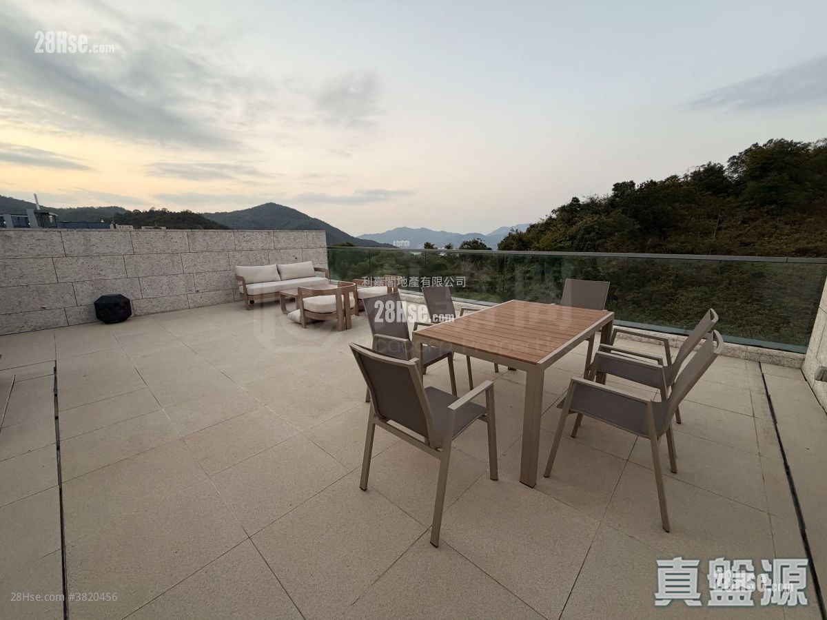 La Vetta Sell 4 Bedrooms 1,790 ft²