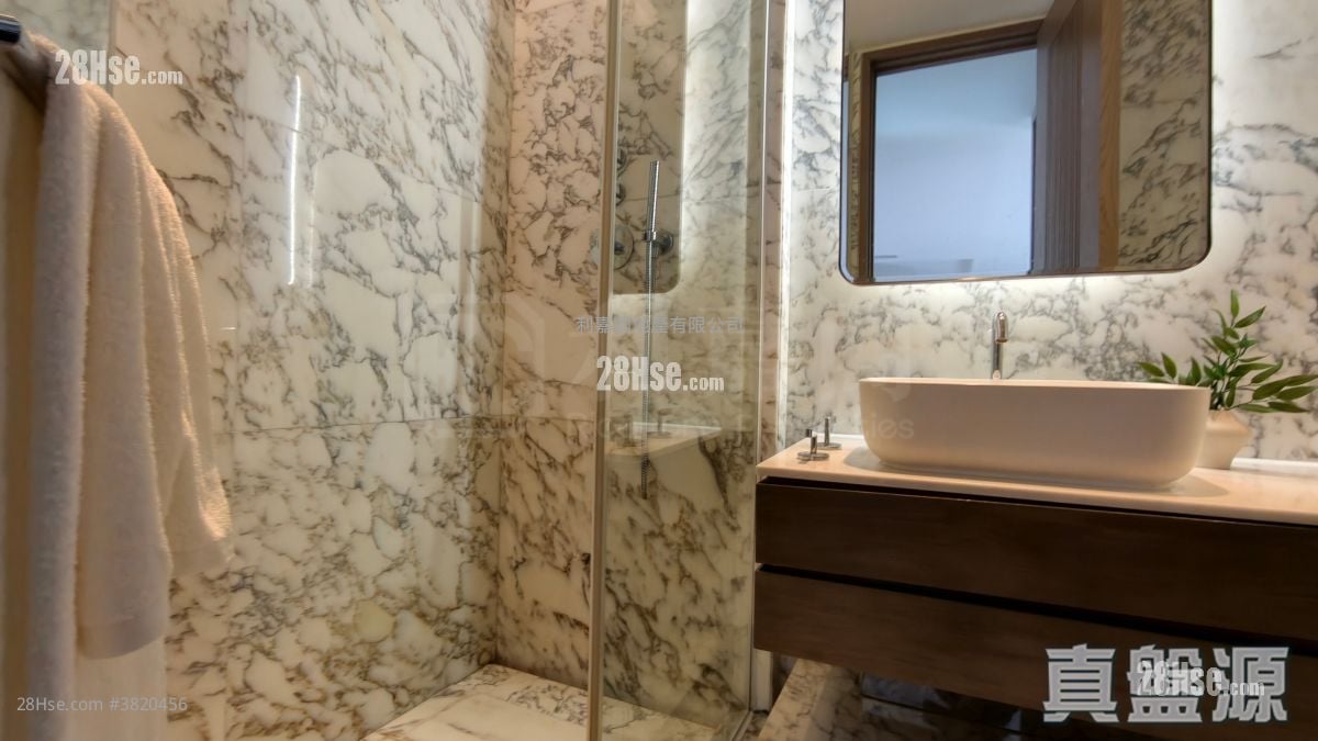 La Vetta Sell 4 Bedrooms 1,790 ft²