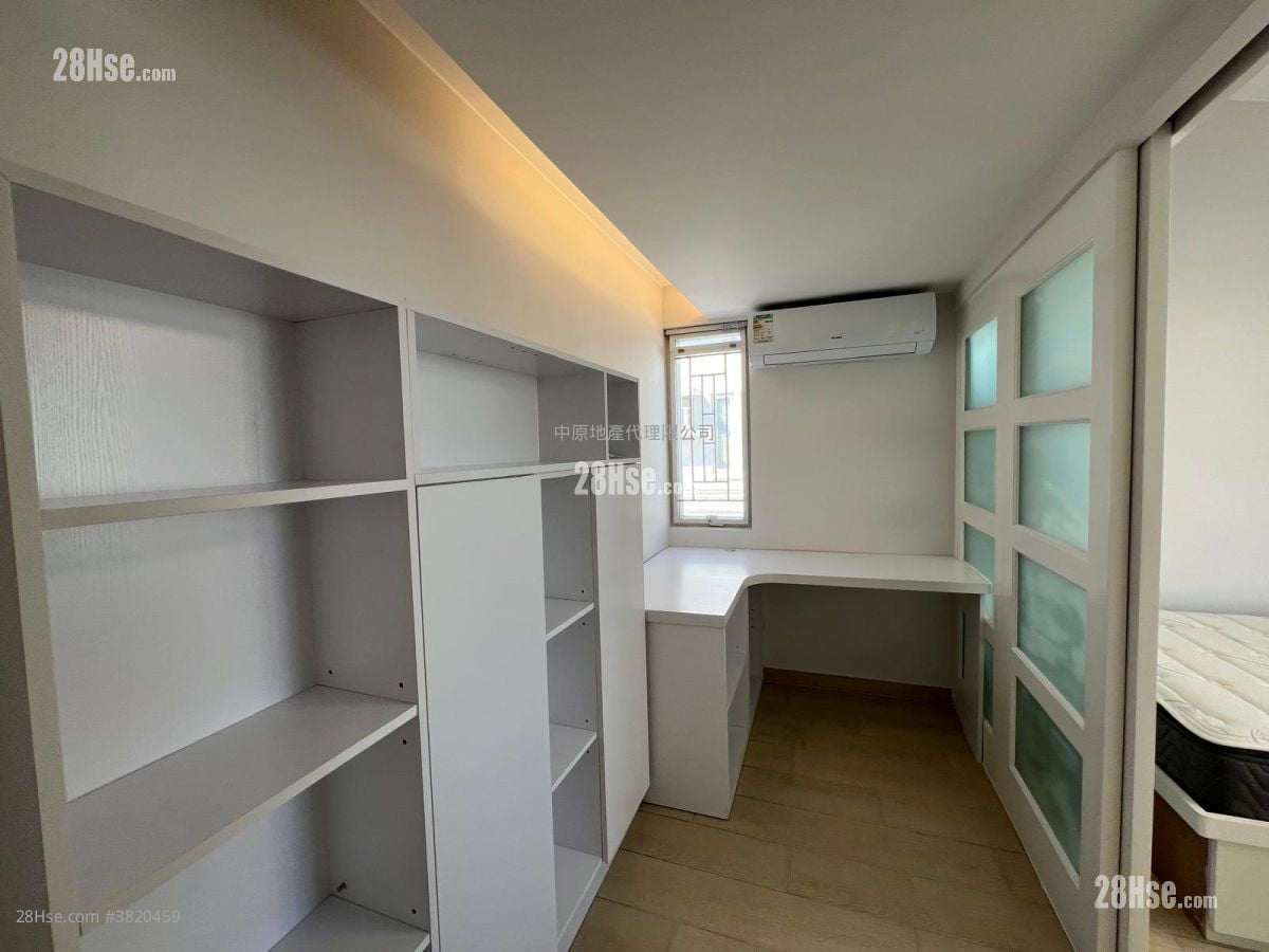 錦繡花園 售盤 3 房 , 2 浴室 1,035 平方呎