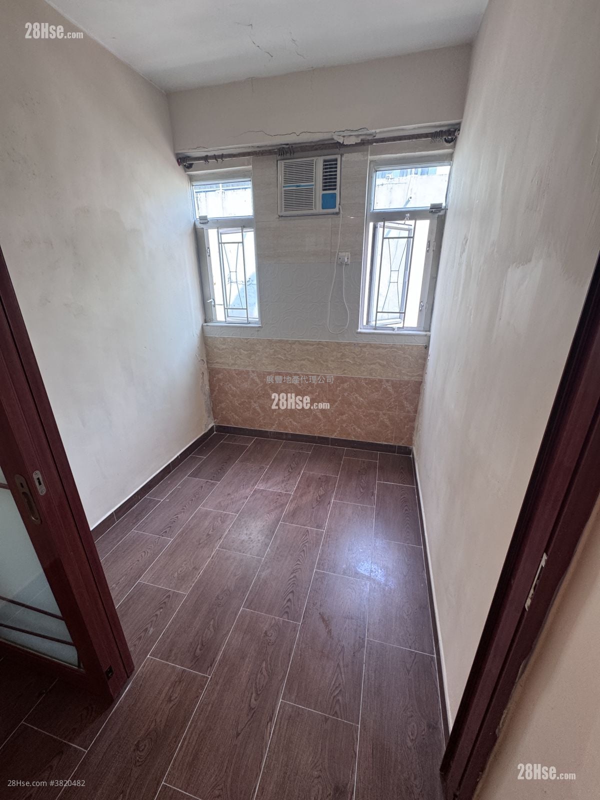 鴻昌工廠大廈 租盤 1 房 , 1 浴室 170 平方呎