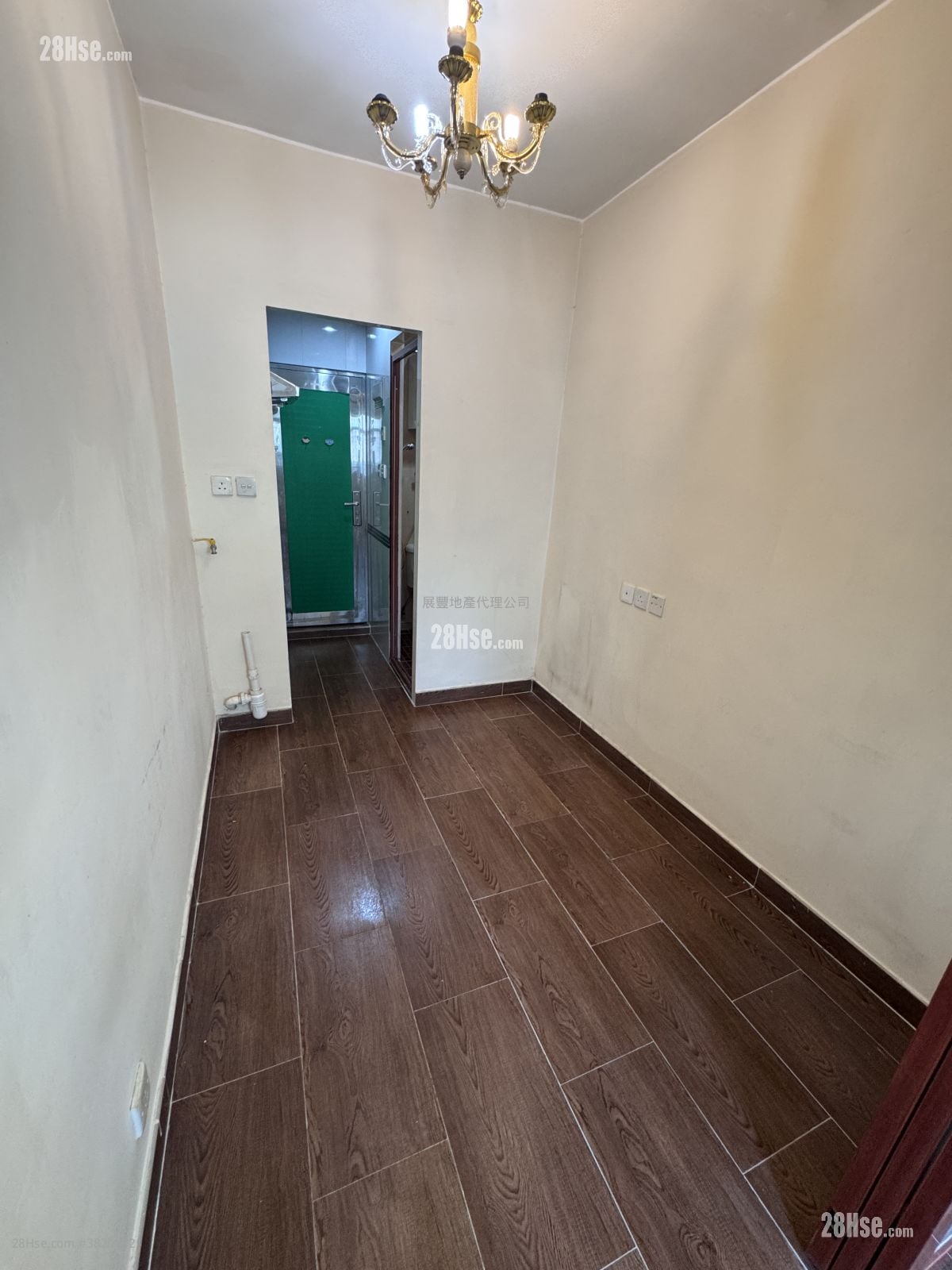 鴻昌工廠大廈 租盤 1 房 , 1 浴室 170 平方呎