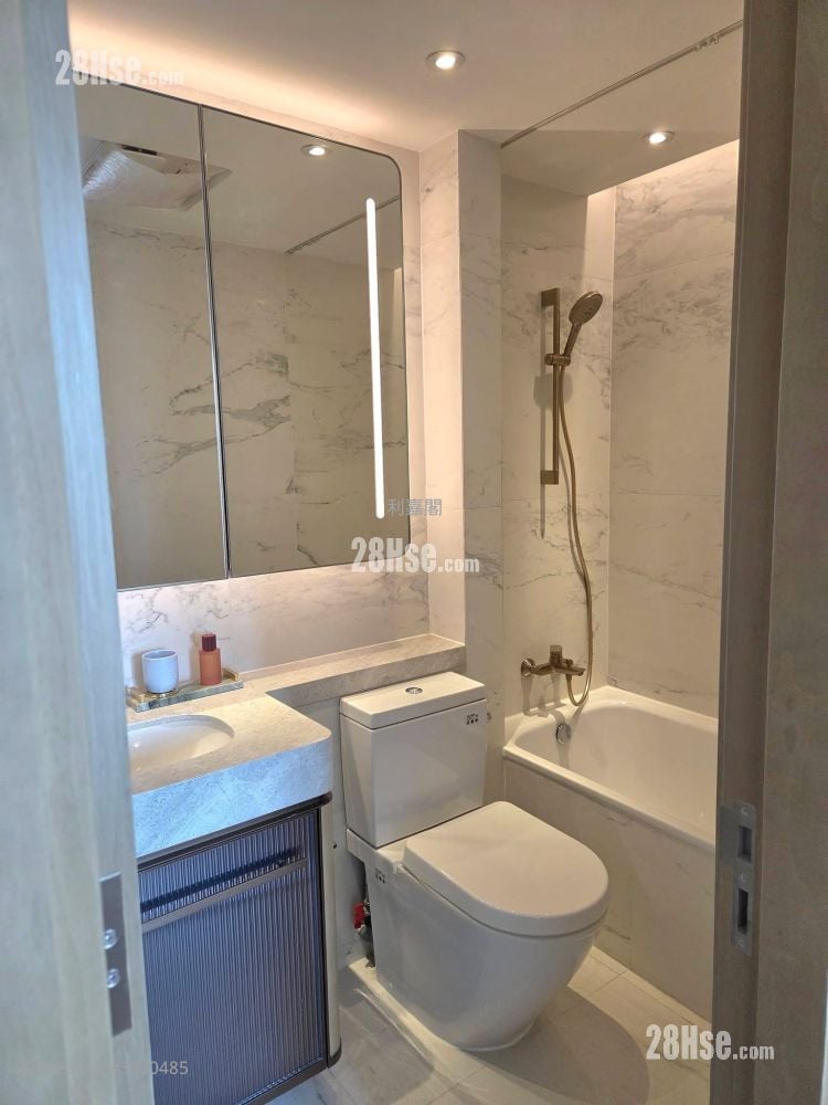 泰峯 售盤 3 房 , 3 浴室 750 平方呎