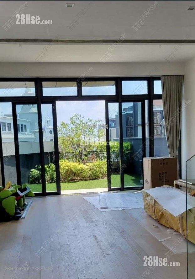 The Bloomsway Rental 4 Bedrooms , 5+ Bathrooms 2,542 ft²