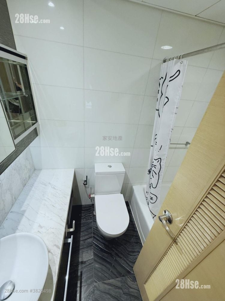 Yoho Midtown Rental 2 Bedrooms , 1 Bathroom 443 ft²