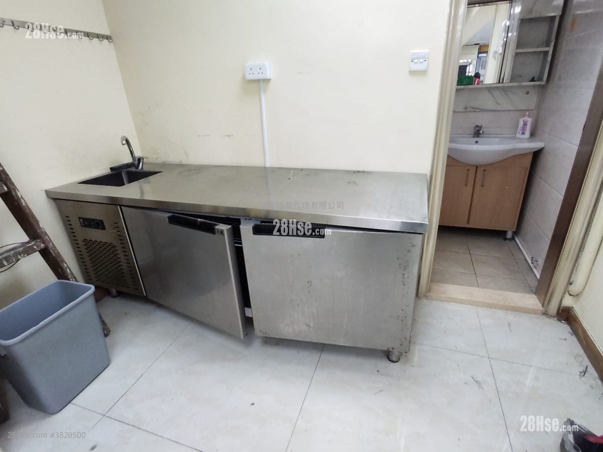 Wing Hing Industrial Building Rental 1 Toilet