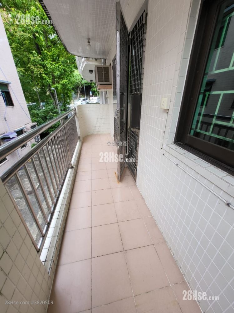 露台: 顯田村 租盤 3 房 , 1 浴室