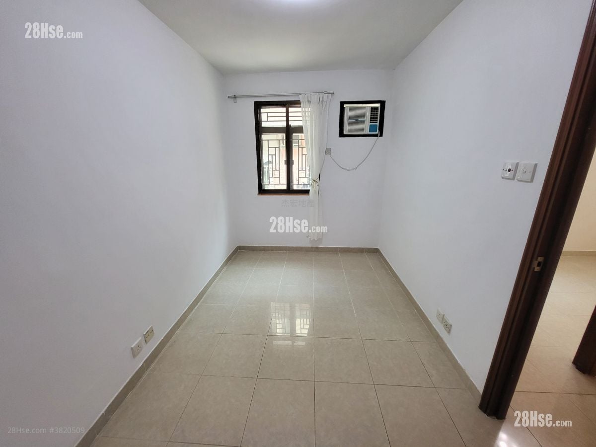 睡房 1: 顯田村 租盤 3 房 , 1 浴室