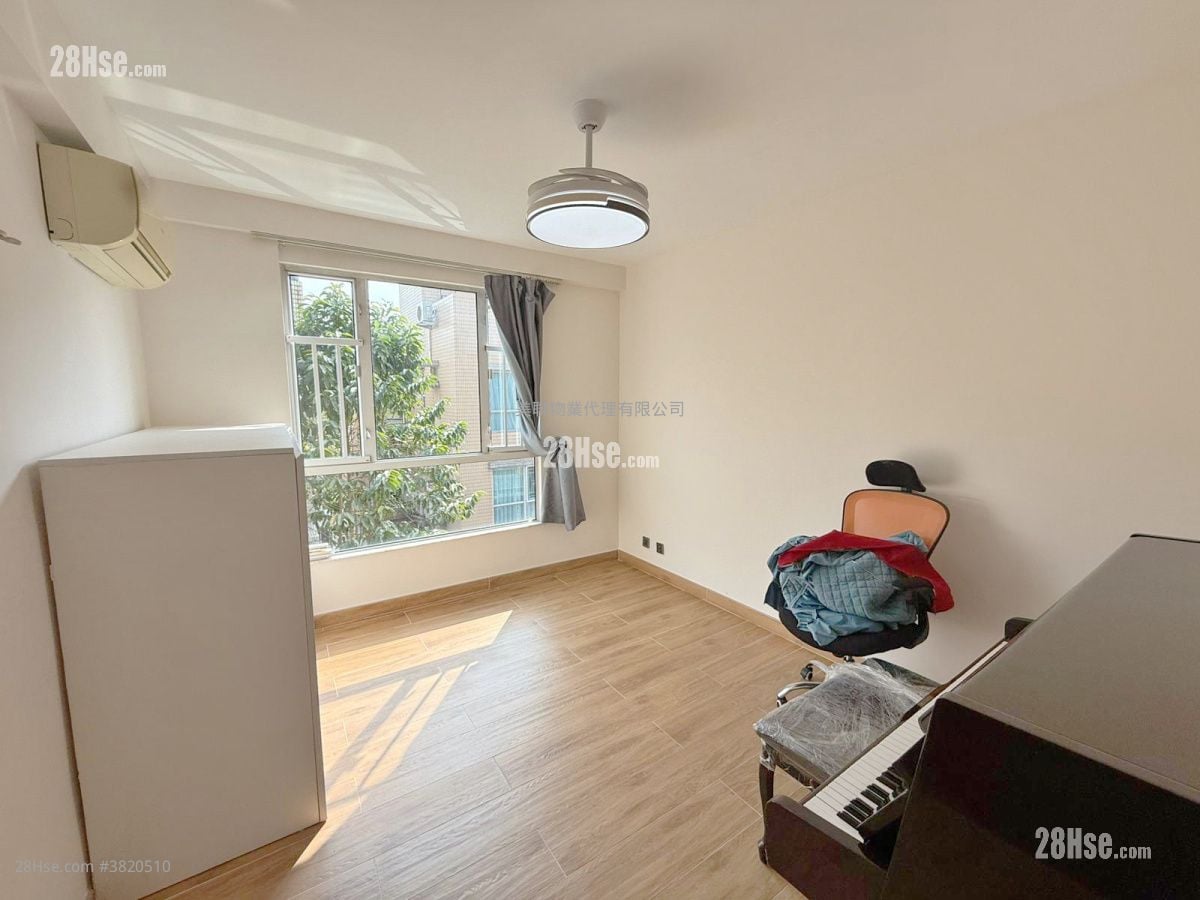 加州豪園 售盤 3 房 , 3 浴室 1,389 平方呎