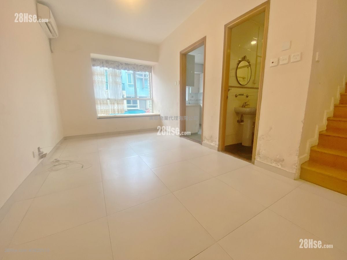 加州豪園 售盤 3 房 , 3 浴室 1,348 平方呎