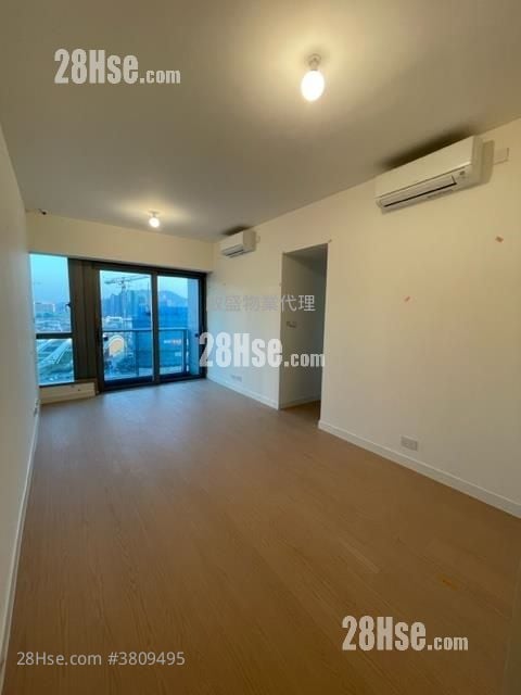 Monaco Sell 3 Bedrooms , 2 Bathrooms 827 ft²