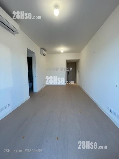 Monaco Sell 3 Bedrooms , 2 Bathrooms 827 ft²