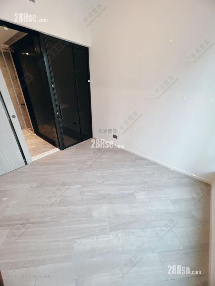 The Henley 售盘 1 房 , 1 浴室 379 平方尺