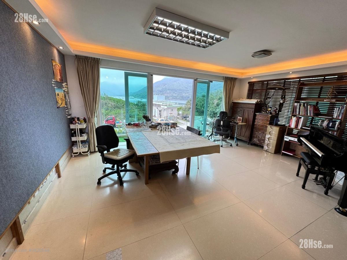 村屋 售盘 3 房 , 3 浴室