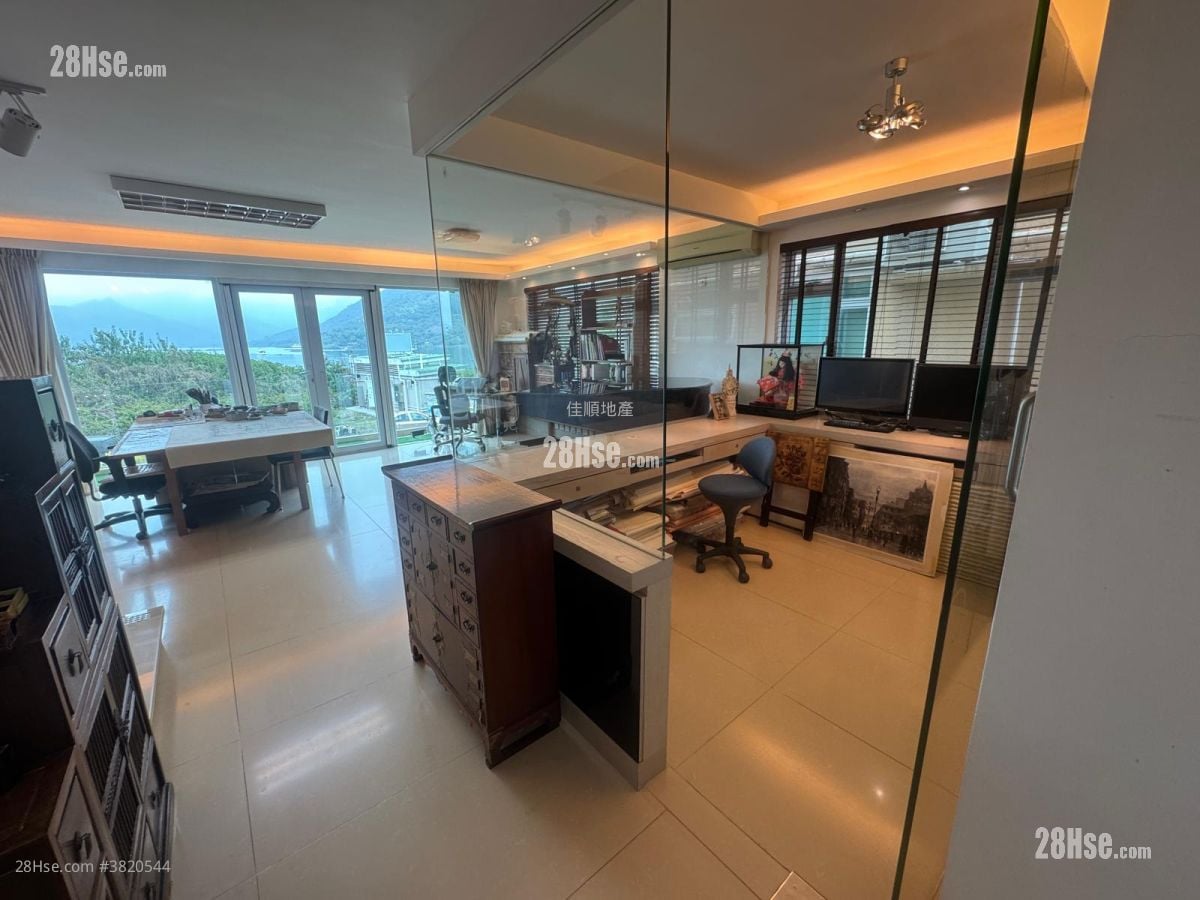 村屋 售盘 3 房 , 3 浴室