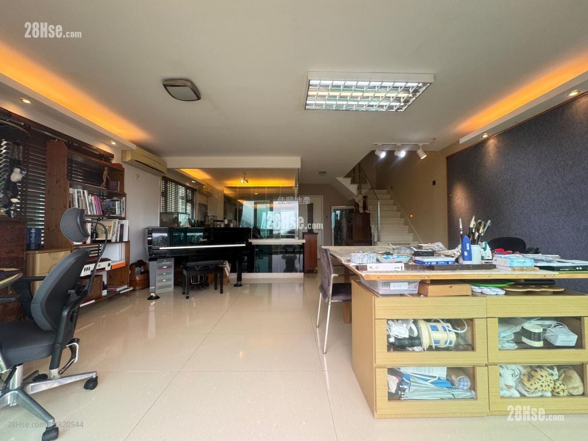 村屋 售盘 3 房 , 3 浴室