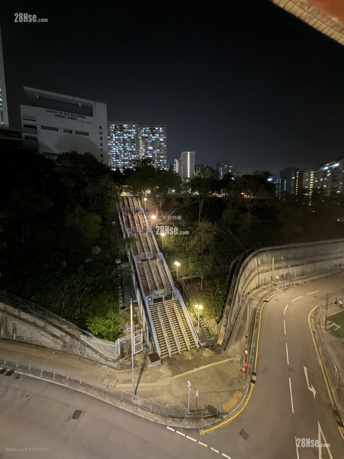 葵华大厦 租盘 2 房 , 1 浴室 411 平方尺