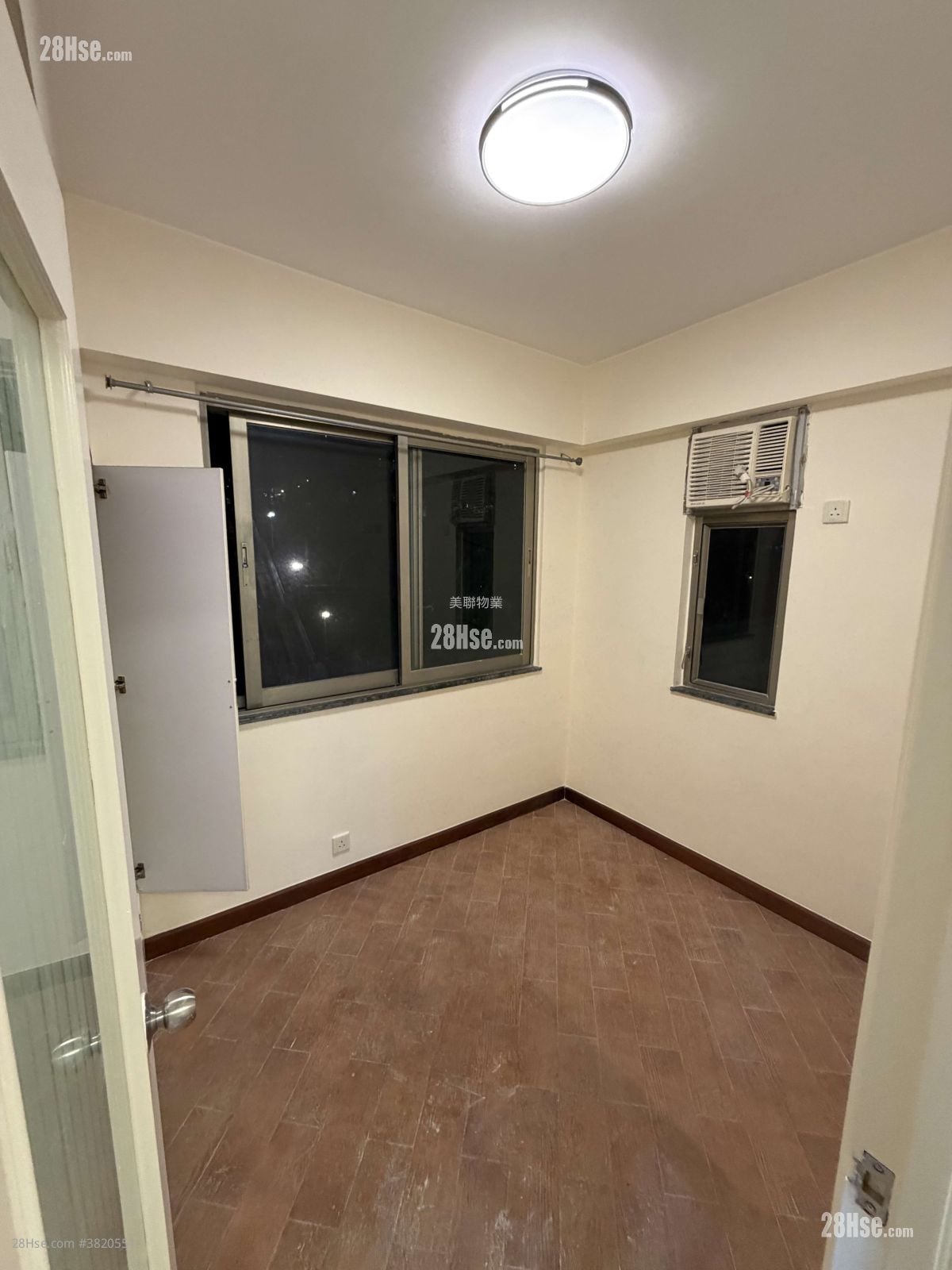 葵华大厦 租盘 2 房 , 1 浴室 411 平方尺