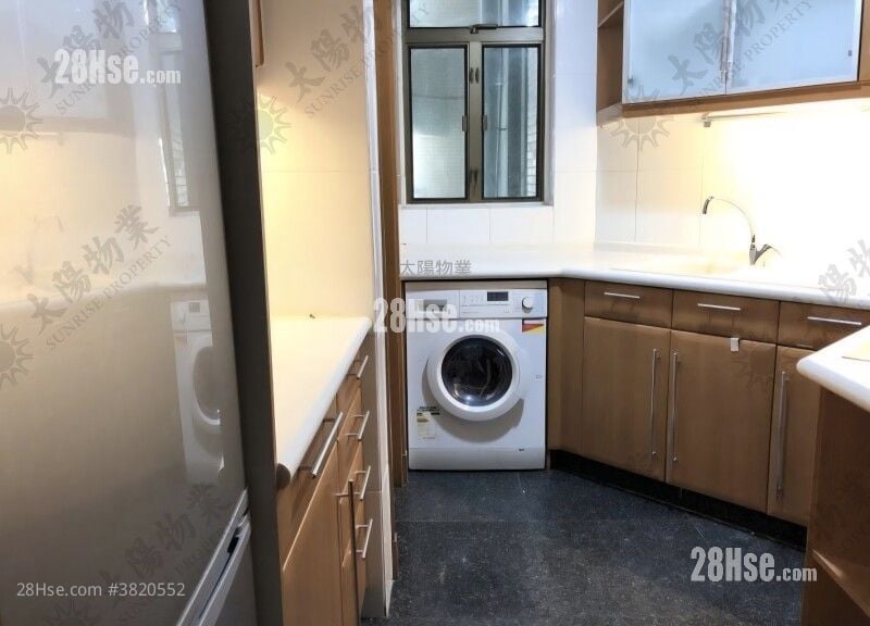 Royal Peninsula Sell 3 Bedrooms 647 ft²