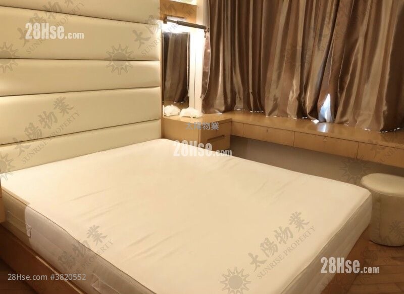 Royal Peninsula Sell 3 Bedrooms 647 ft²