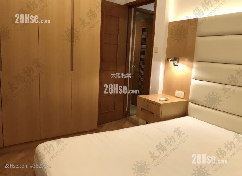 Royal Peninsula Sell 3 Bedrooms 647 ft²