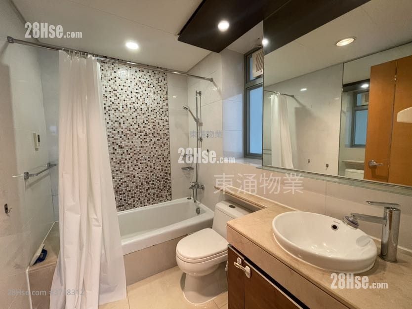 藍天海岸 租盤 3 房 , 2 浴室 883 平方呎