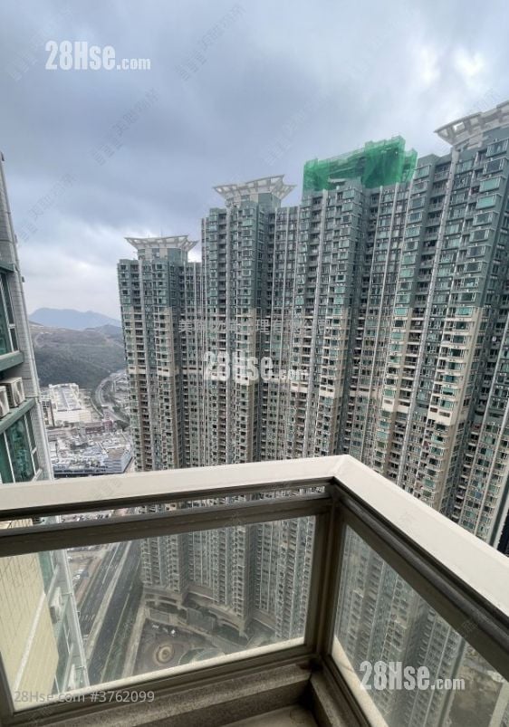 領凱 售盤 4 房 , 2 浴室 730 平方呎