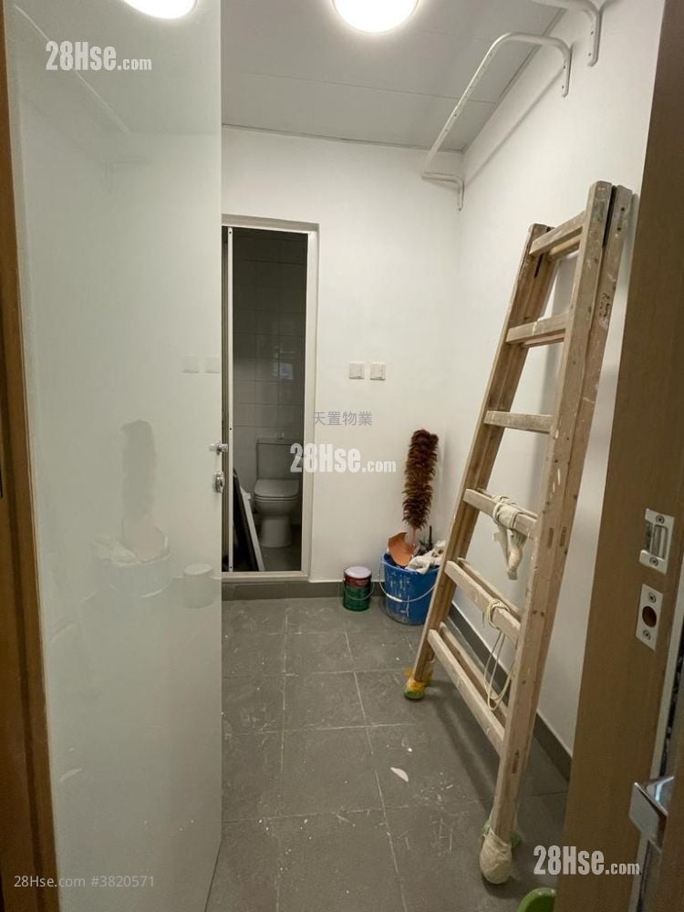 溱林 租盘 4 房 , 3 浴室 739 平方尺