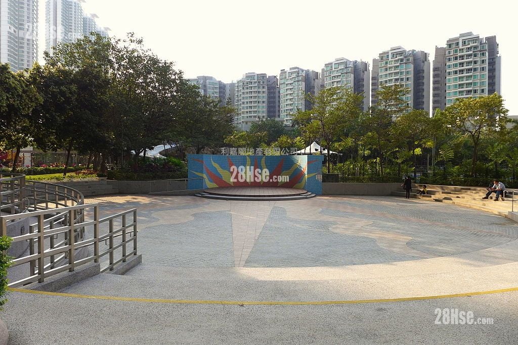 藍天海岸 售盤 3 房 , 2 浴室 781 平方呎