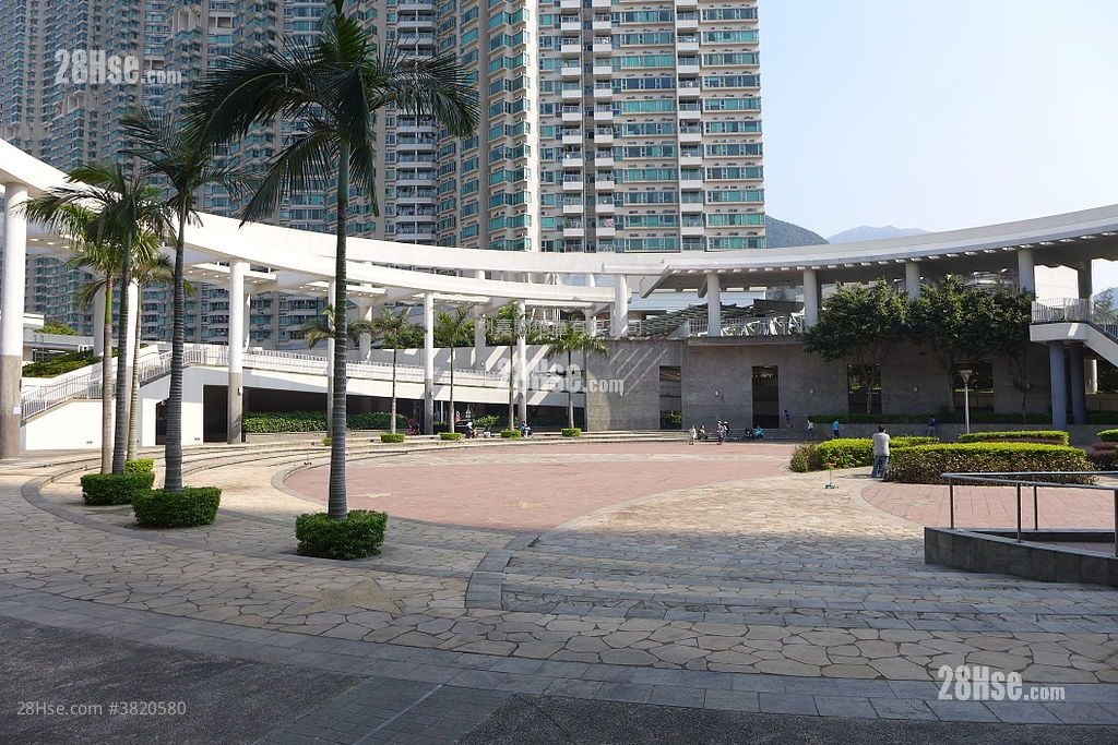 藍天海岸 售盤 3 房 , 2 浴室 781 平方呎